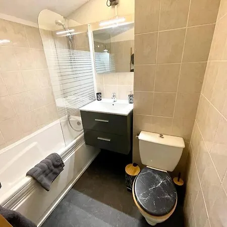 Apartament Duplex - A 2 Pas Des Arenes Nîmes